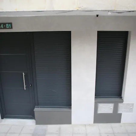 E&r-1 Plaza Espana Apartment