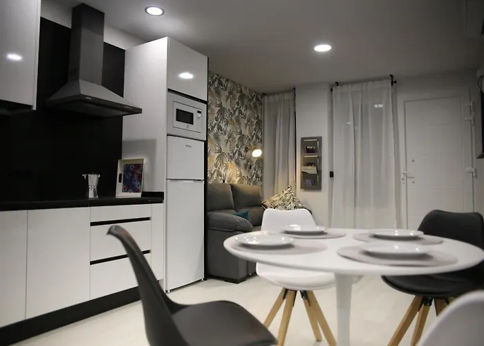 E&r-1 Plaza Espana Apartmán *