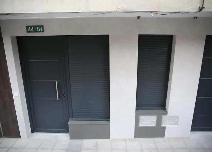 E&r-1 Plaza Espana Apartment